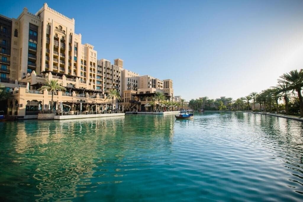 Готель Jumeirah Mina Al Salam Dubai 5*