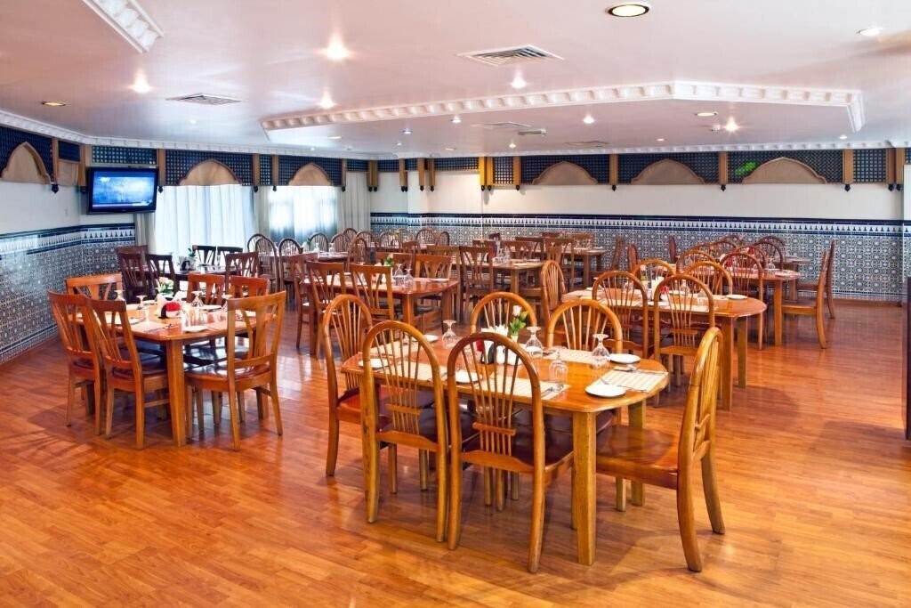 Изображение Landmark Plaza 3*