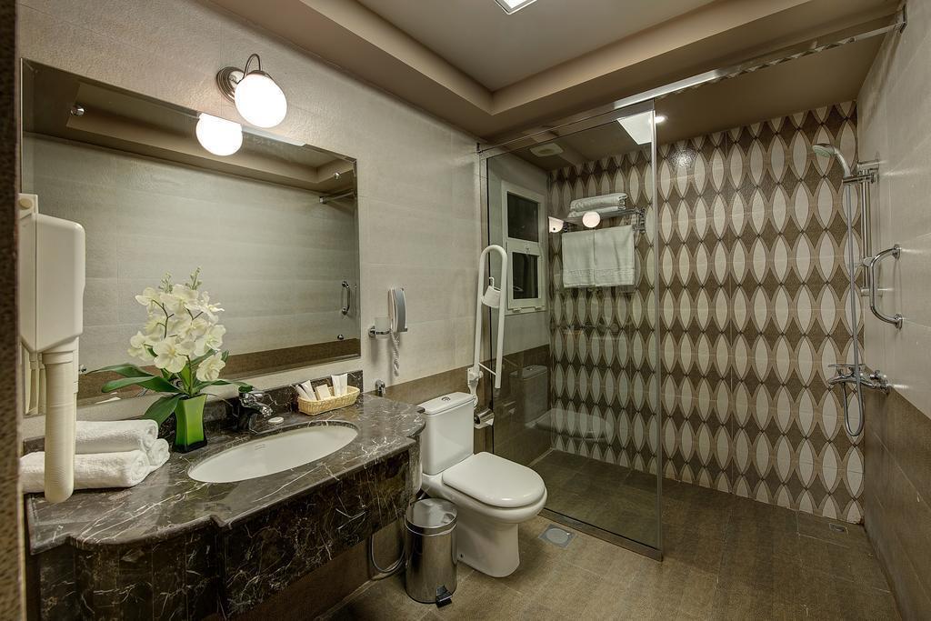 Zdjęcie Nihal Hotel 3*