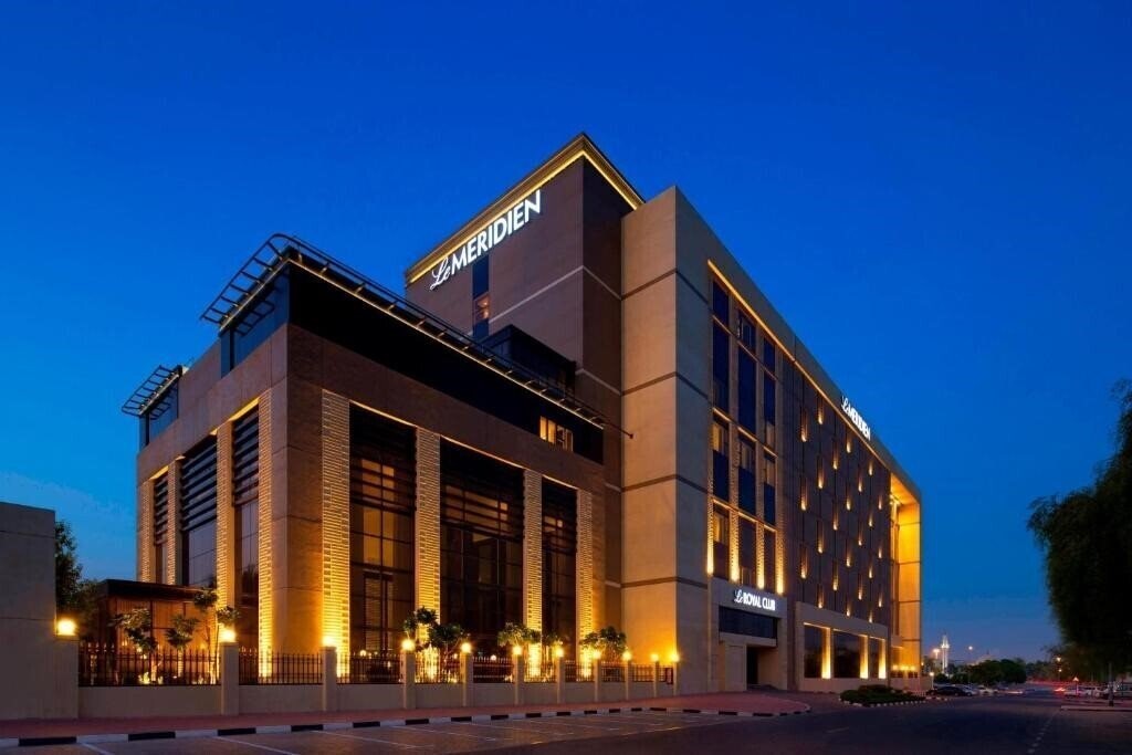 Фотографія Le Meridien Dubai Hotel & Conference Centre 5*