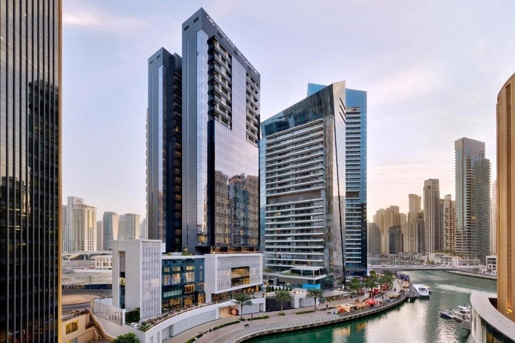 Hotel Crowne Plaza Dubai Marina 5*