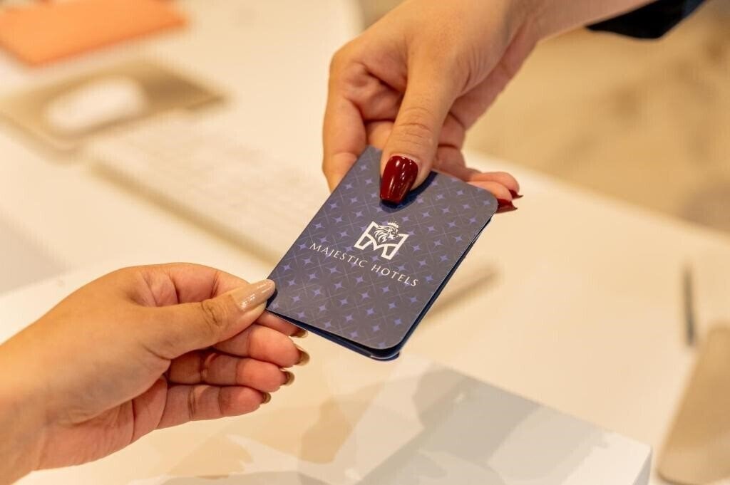 Картинка Majestic Hotel Tower 4*