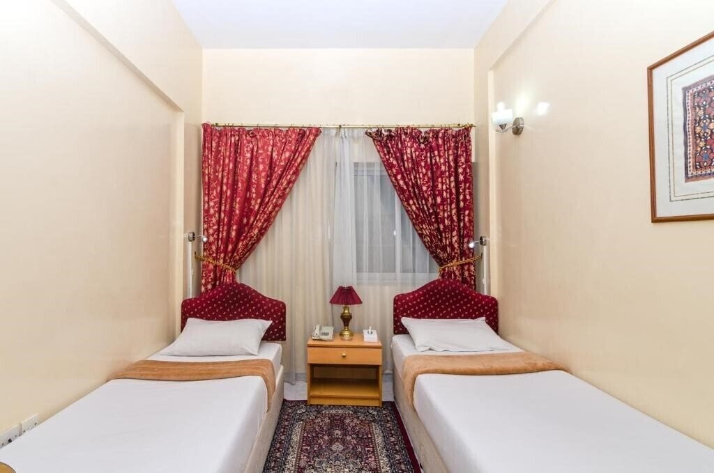 Готель Royalton Hotel 2*