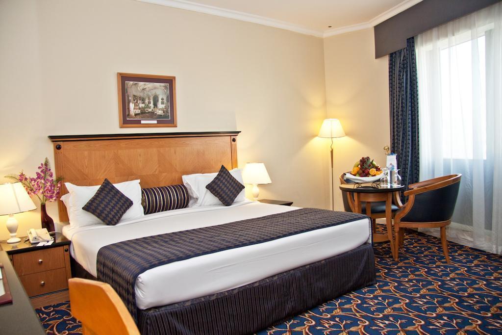 Obraz Regal Plaza Hotel 3*