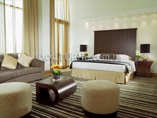 Hotel Burjuman Arjaan 4*