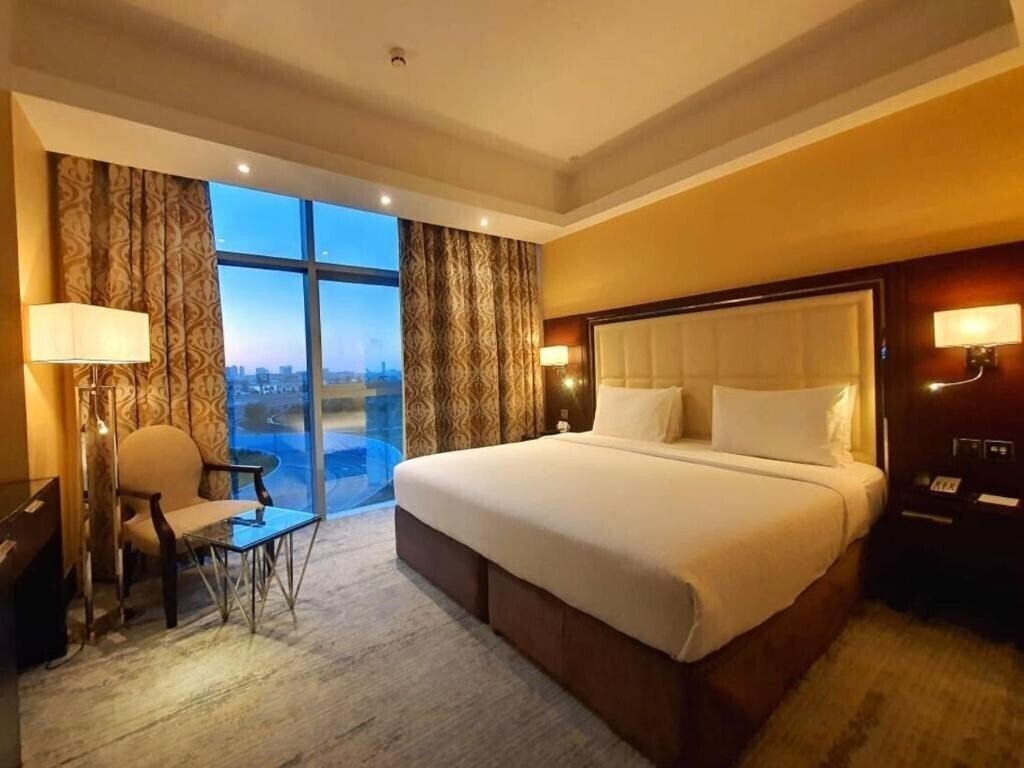 Готель Copthorne Hotel Dubai 4*