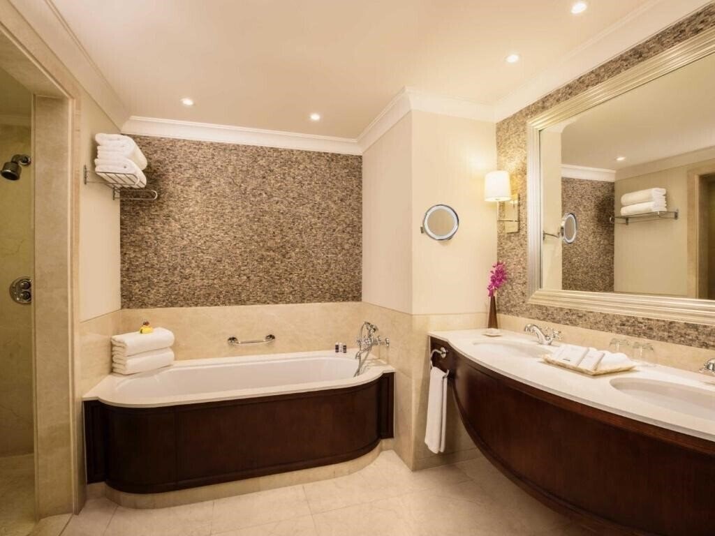 Фотографія JA Palm Tree Court 5*