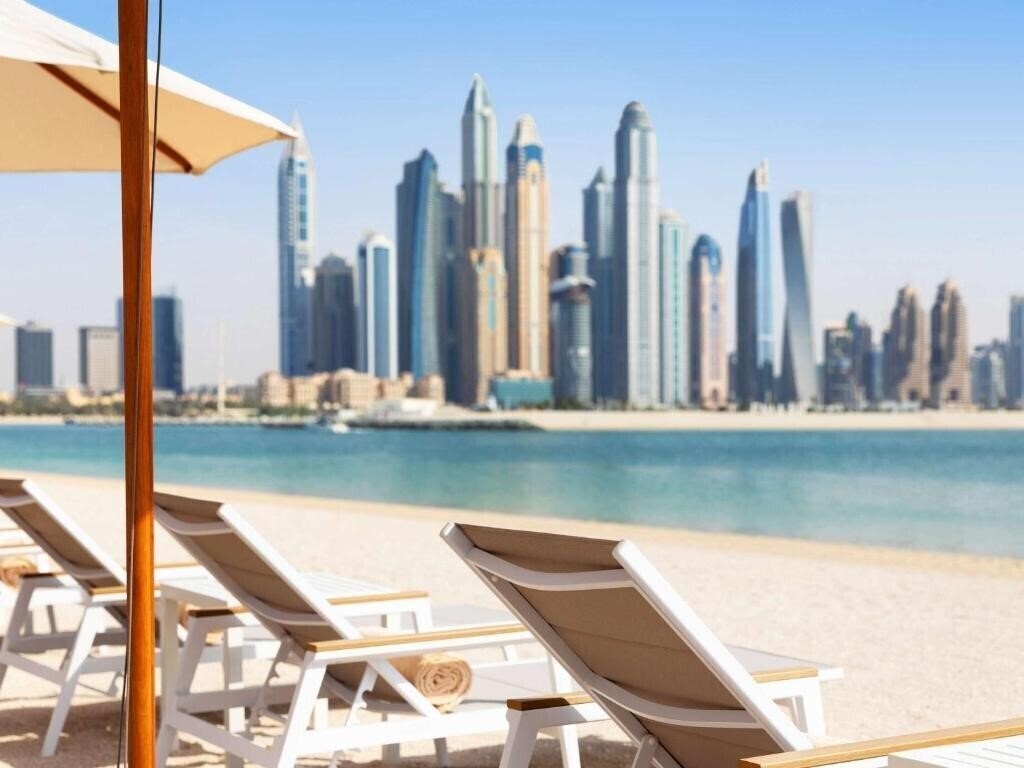 Готель Adagio Premium The Palm 4*