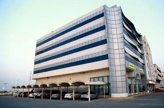 Изображение Falcon Hotel Apartments 3*