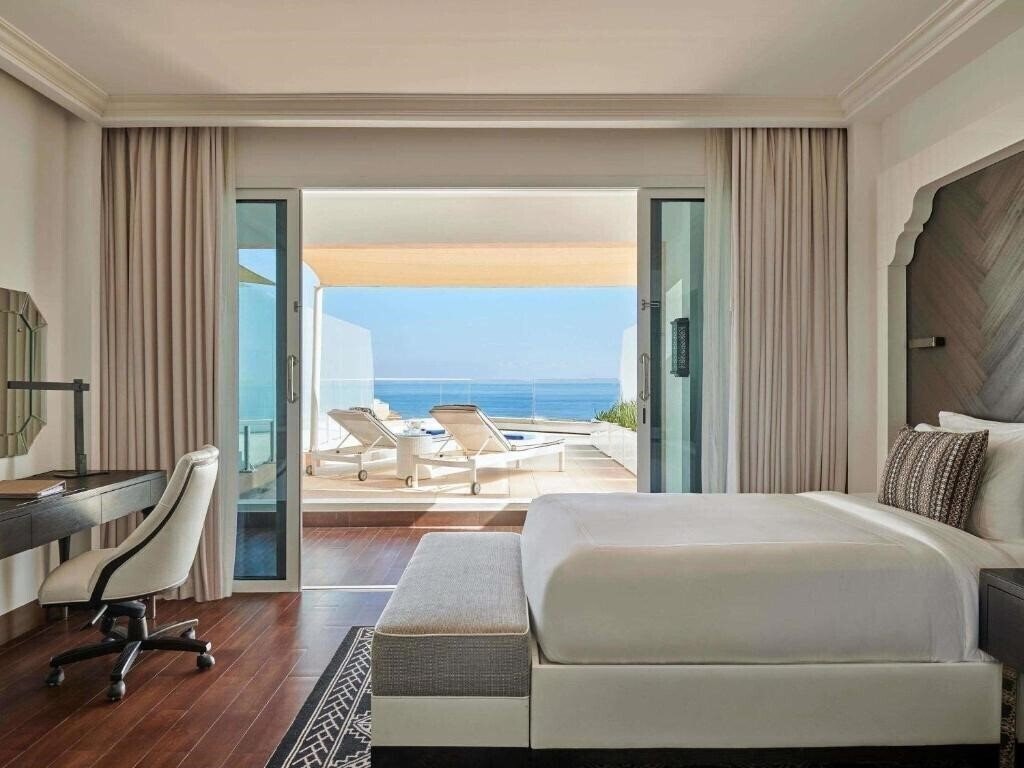 Фото Fujairah Beach Motel 5*