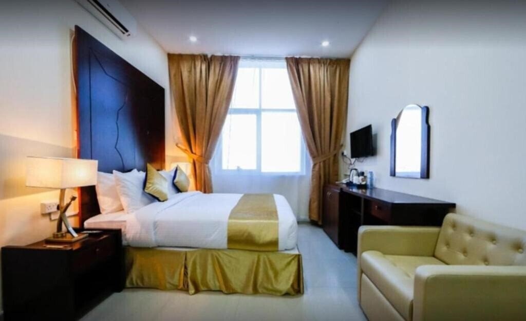 Готель Sh Hotel 3*