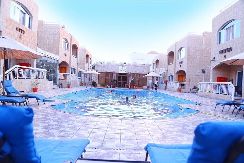 Hotel Verona Resort Sharjah 2*