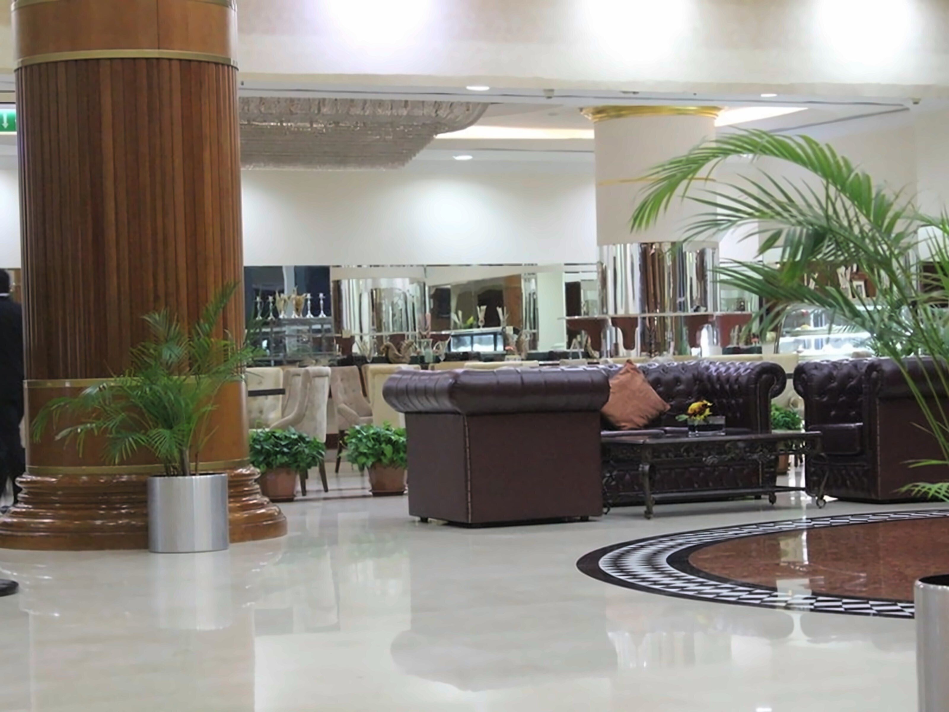 Zdjęcia Grand Excelsior Hotel Sharjah (ex. Grand Excelsior Sharjah, Holiday Inn Sharjah) 4*