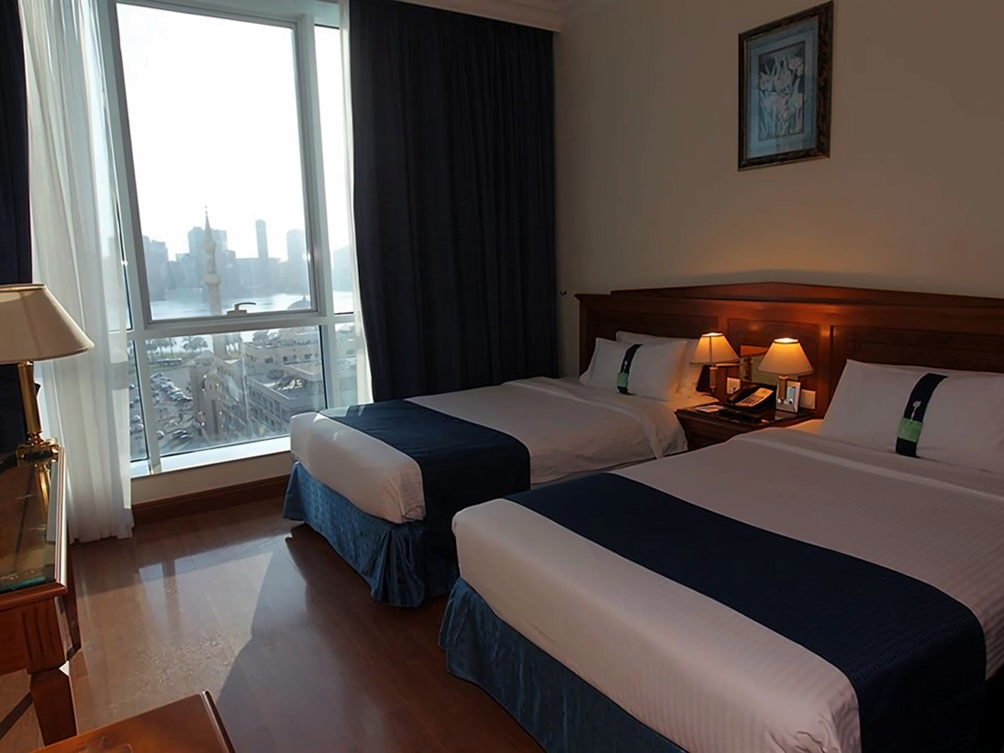 Zdjęcie Grand Excelsior Hotel Sharjah (ex. Grand Excelsior Sharjah, Holiday Inn Sharjah) 4*