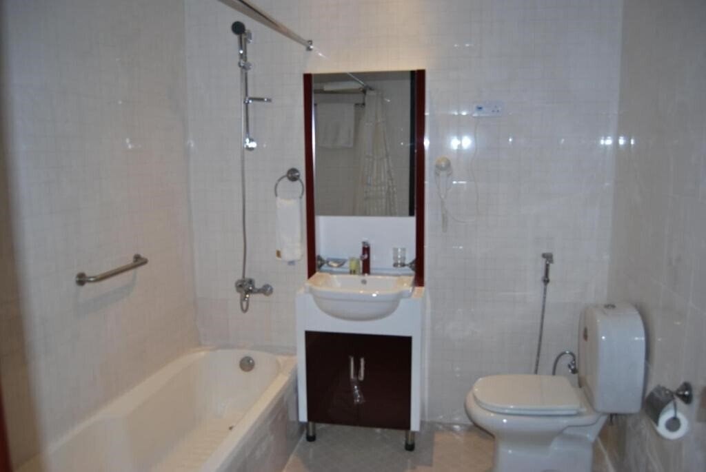 Zdjęcia Sharjah International Airport Hotel 2*