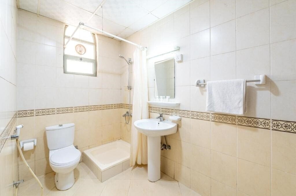 Фотография Al Reem Hotel Apartments 2*