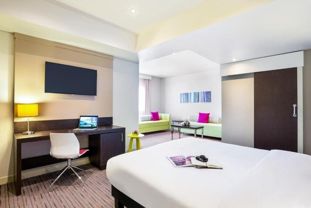 Hotel Ibis Style Sharjah (ex. Premier Inn) 3*