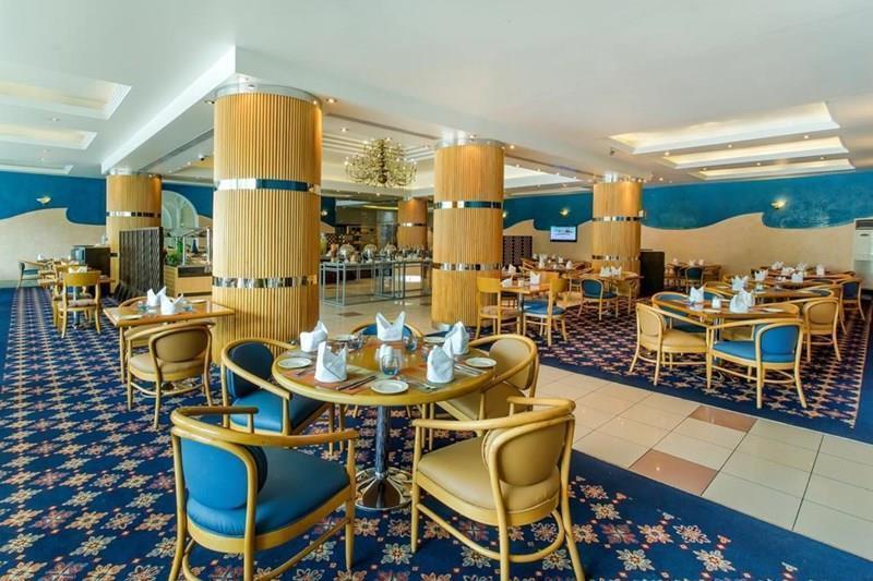 Obraz Holiday Inn Sharjah 5*