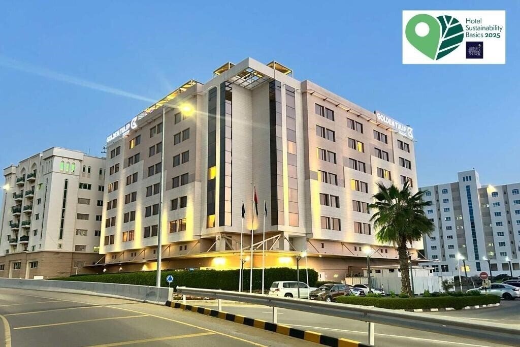 Hotel Park Inn Muscat 4*