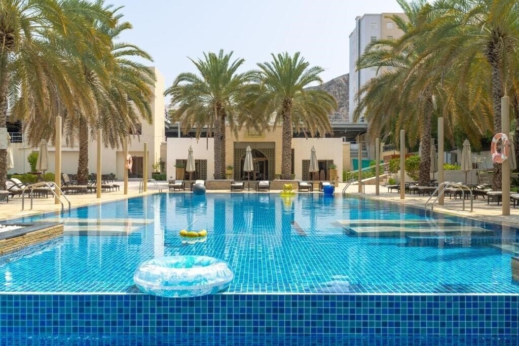 Hotel Sheraton Oman 5*