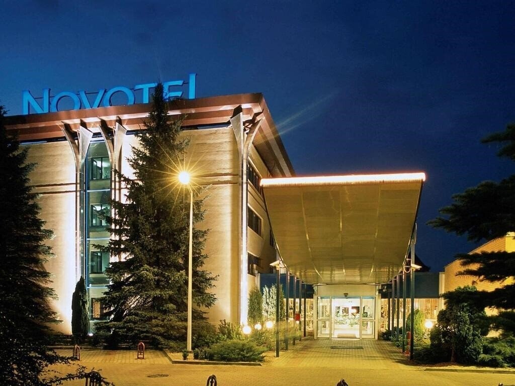 Hotel Novotel Centrum 3*
