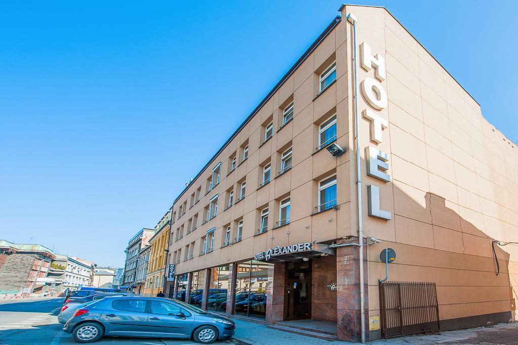 Готель Alexander 3*