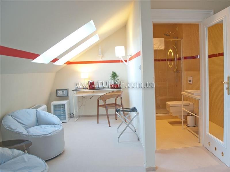 Фотографія Home Hotel 4*