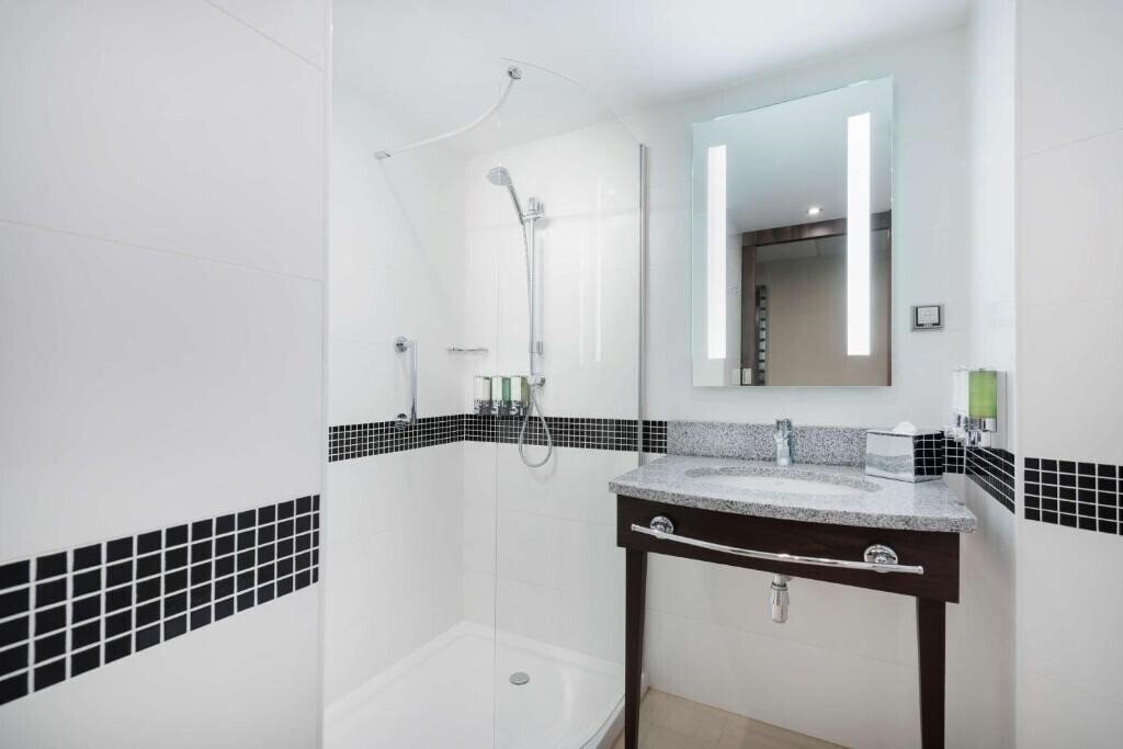 Фотография Hampton By Hilton 4*
