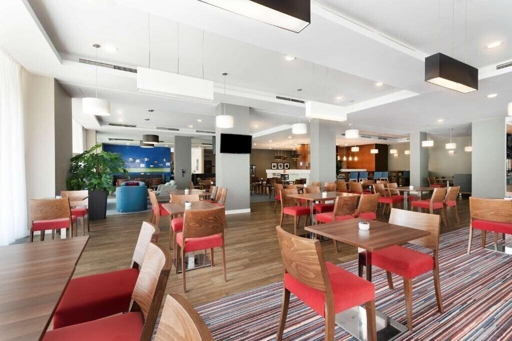 Изображение Hampton By Hilton 4*