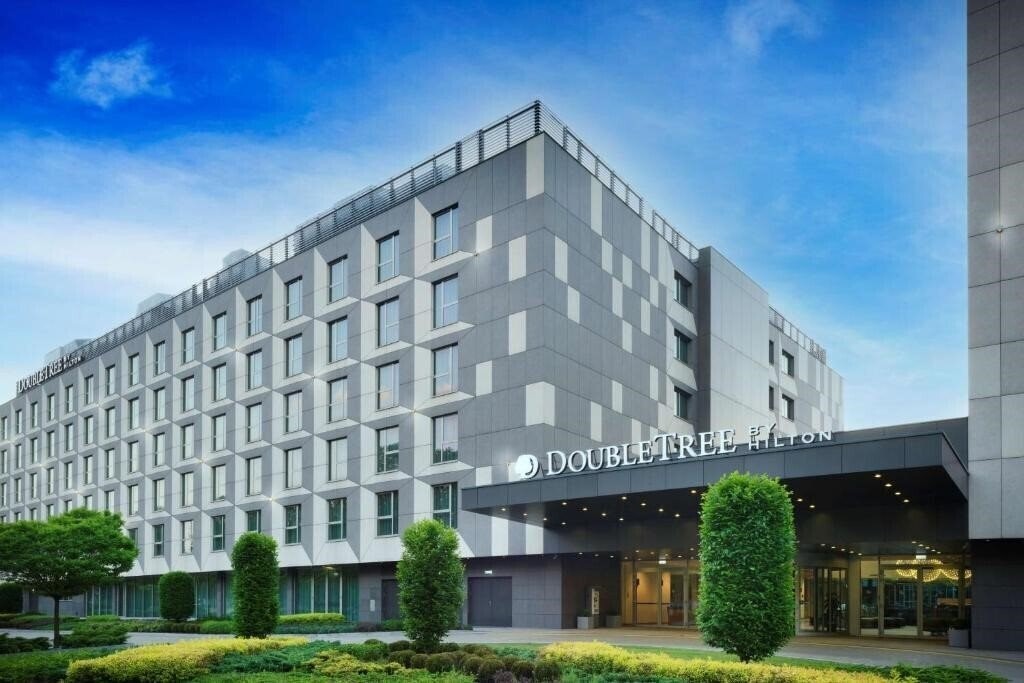 Готель Double Tree By Hilton Krakow 4*