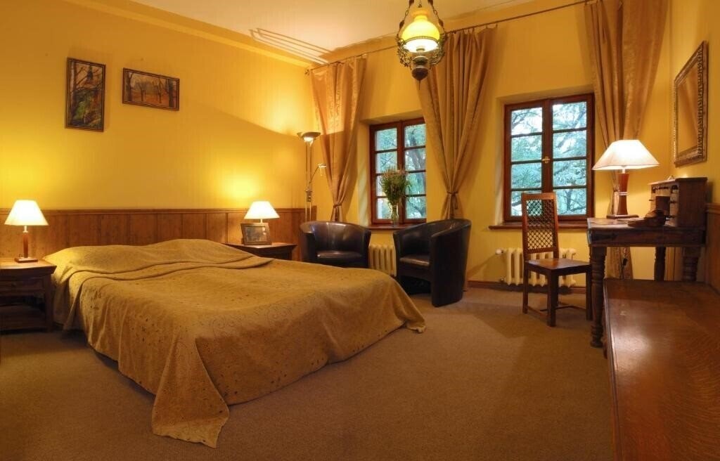 Hotel Dom Casimi 3*