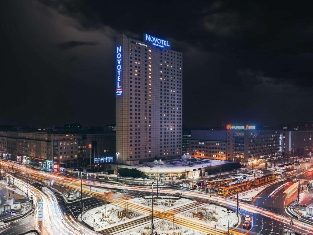Отель Novotel Centrum 4*