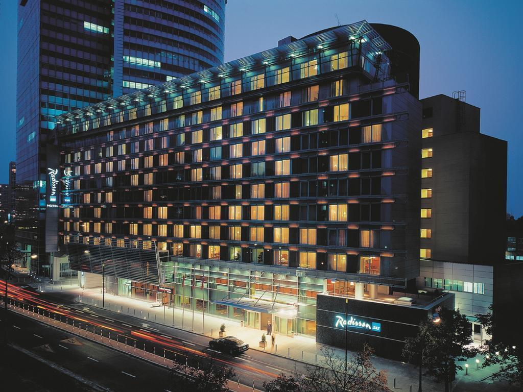 Hotel Radisson Blu Centrum 5*