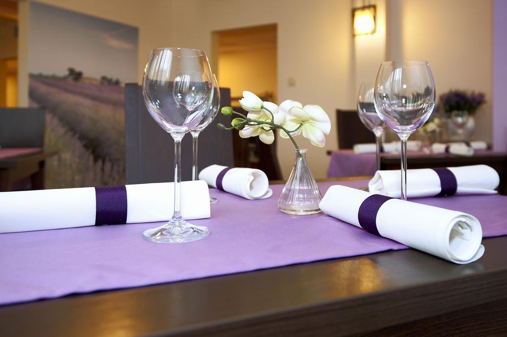 Картинка Aramis 1*