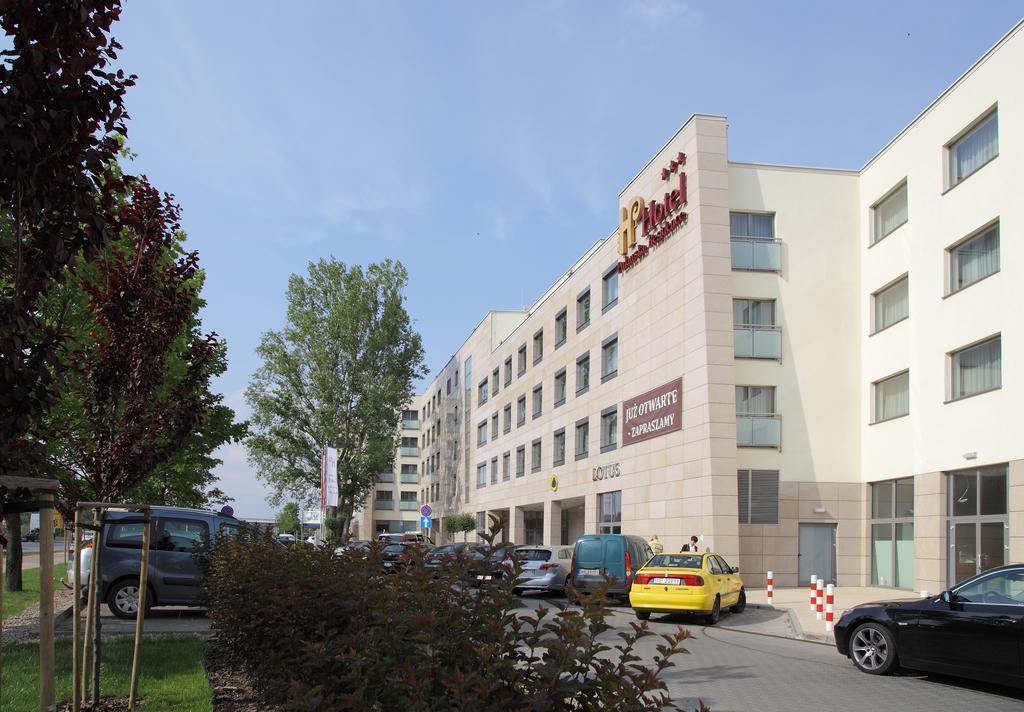 Готель Pulawska Residence 3*