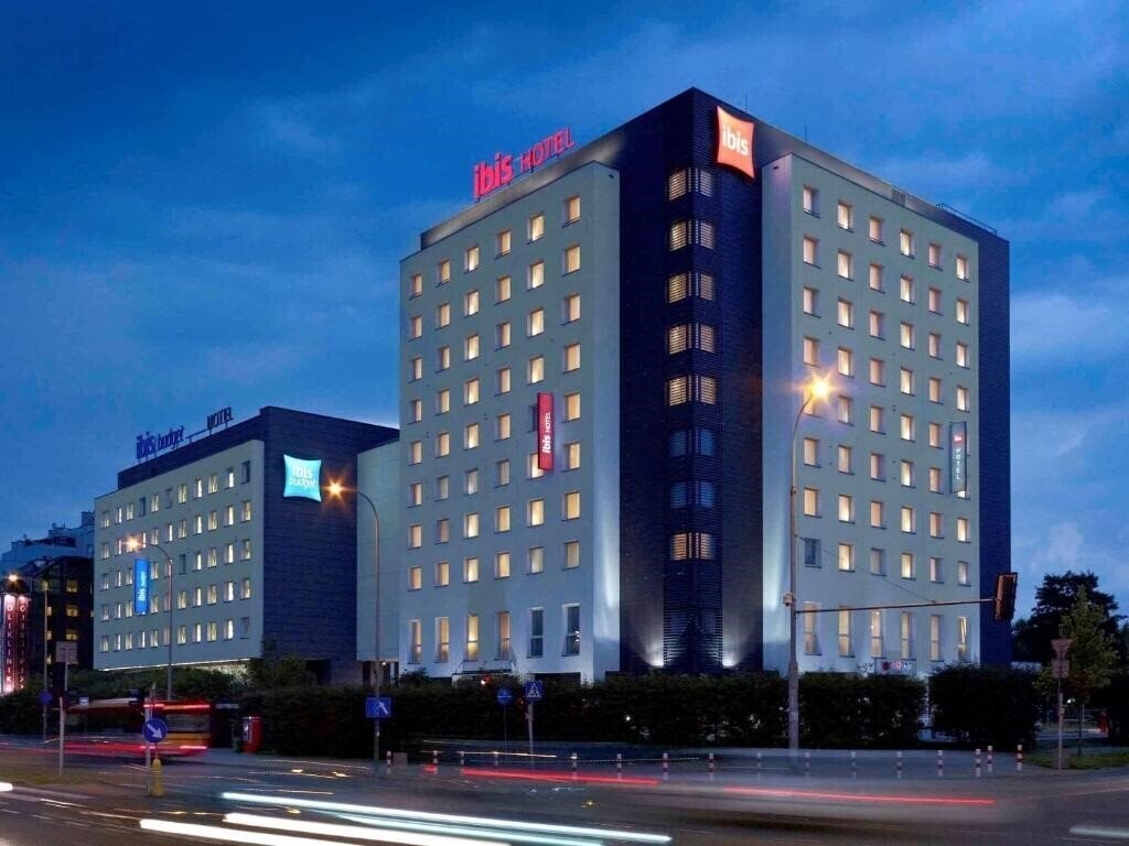 Отель Ibis Warszawa Reduta 2*