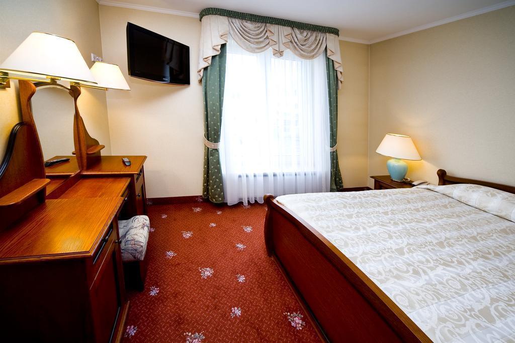 Фотографія Boss 3*