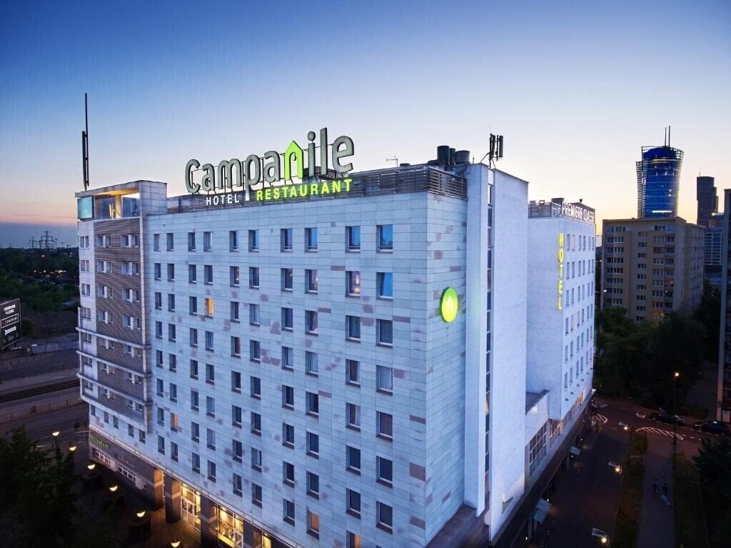 Hotel Campanile 2*