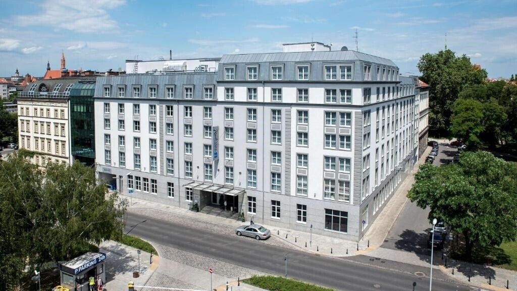 Отель Radisson Blu Hotel 4*