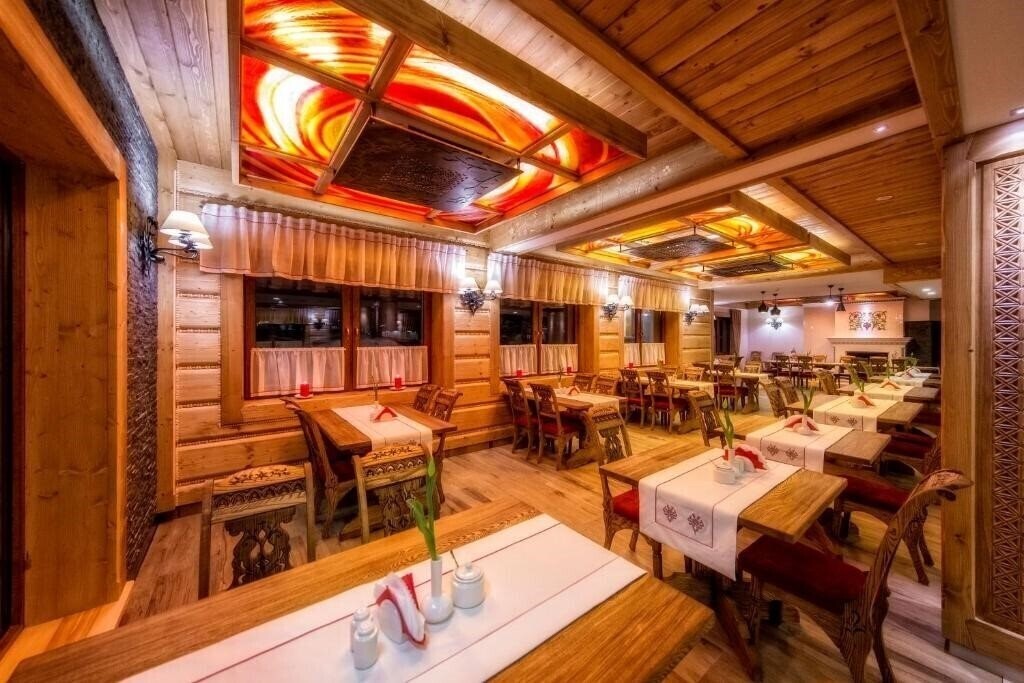 Картинка Gold 3*