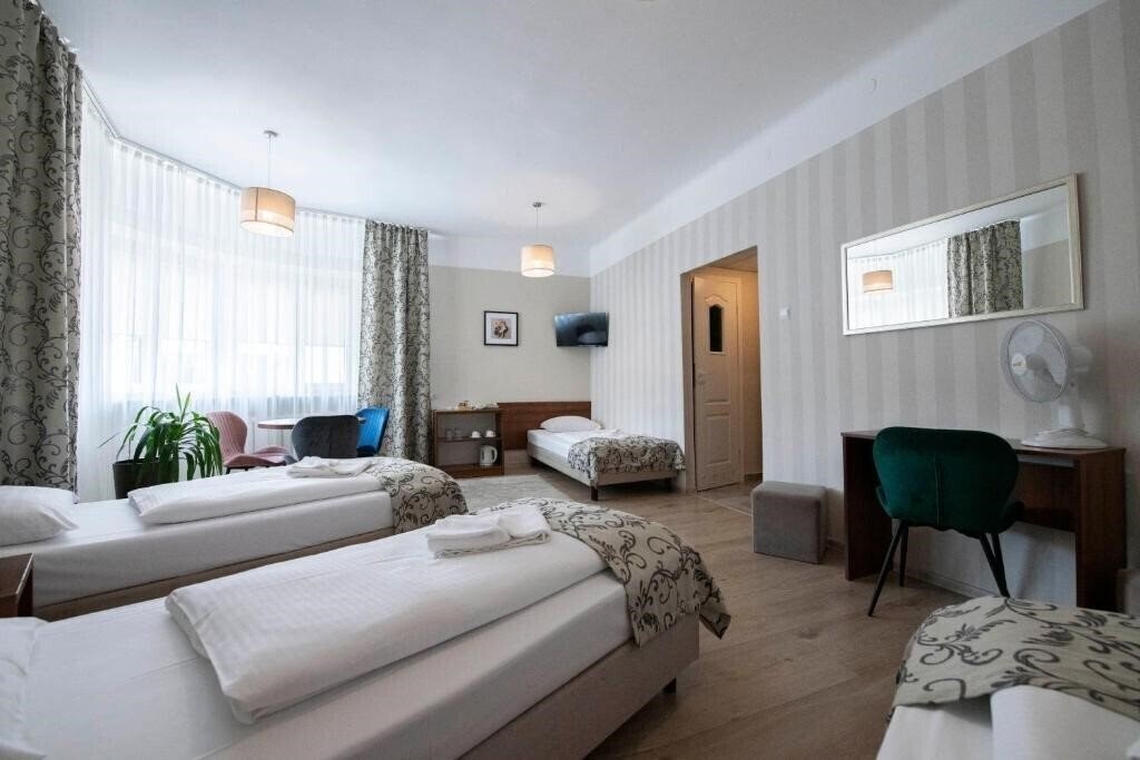 Zdjęcie Hotel Polonia 2*