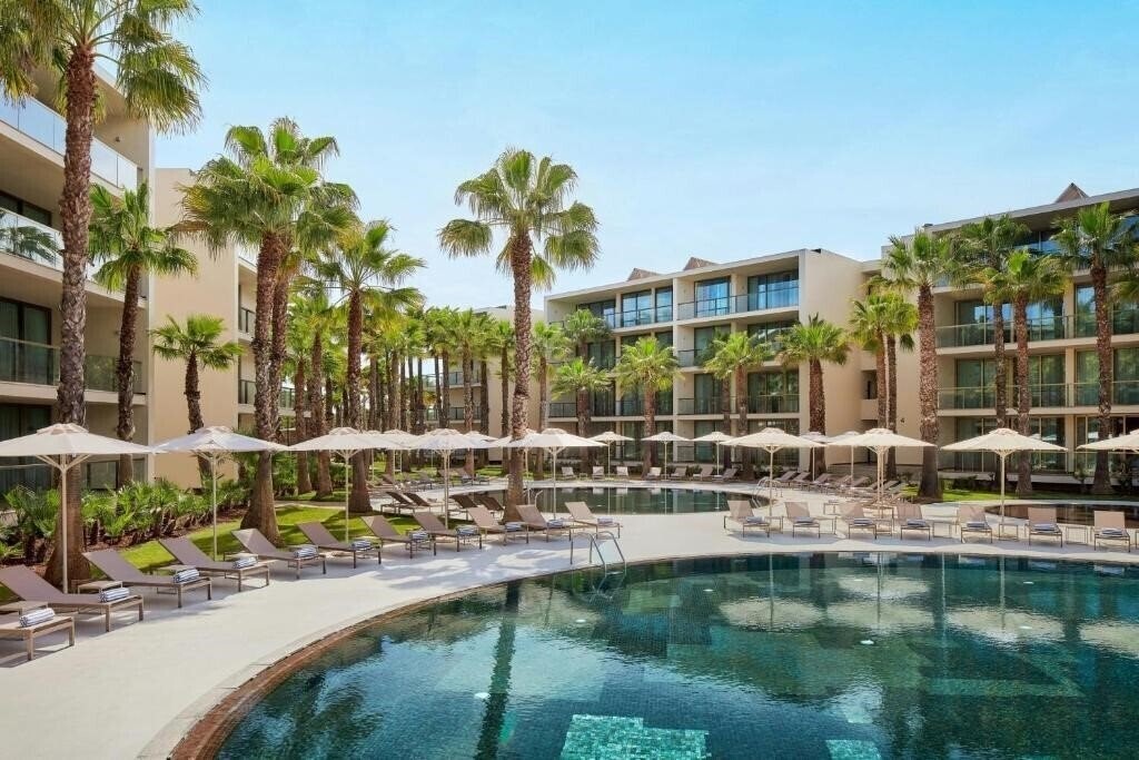 Готель Salgados Palm Village Apartments & Suites 4*