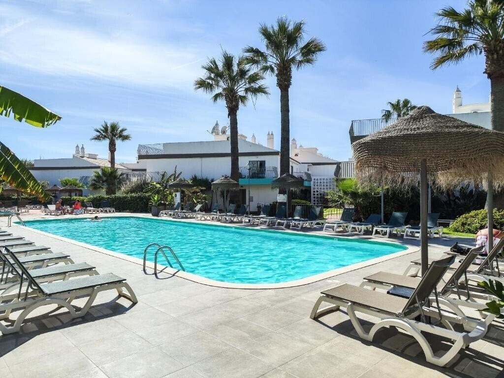 Hotel Bayside Salgados Golf & Beach Resort 3*