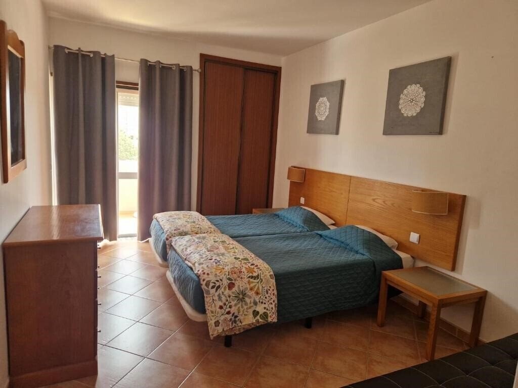 Zdjęcie Castelo Da Rocha 3*