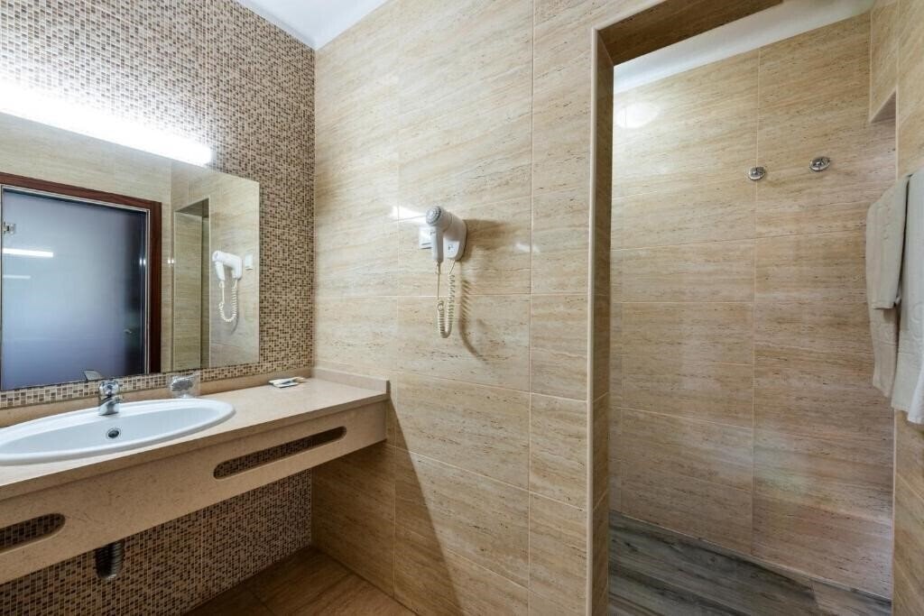 Zdjęcie Pinhal Do Sol 3*