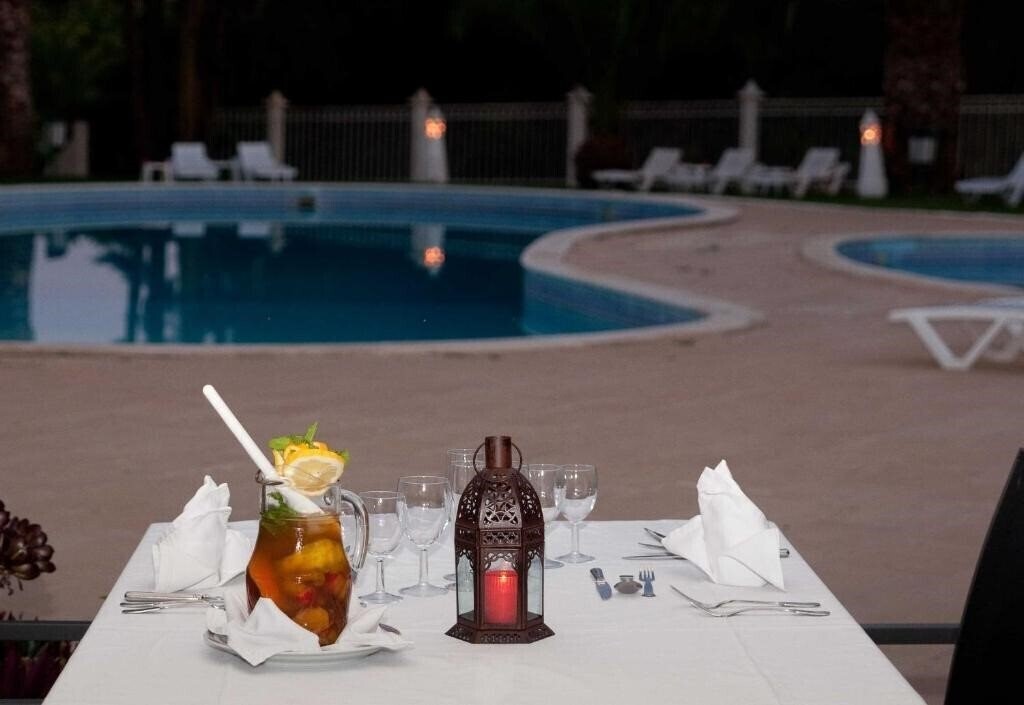 Obraz Turiquintas 3*