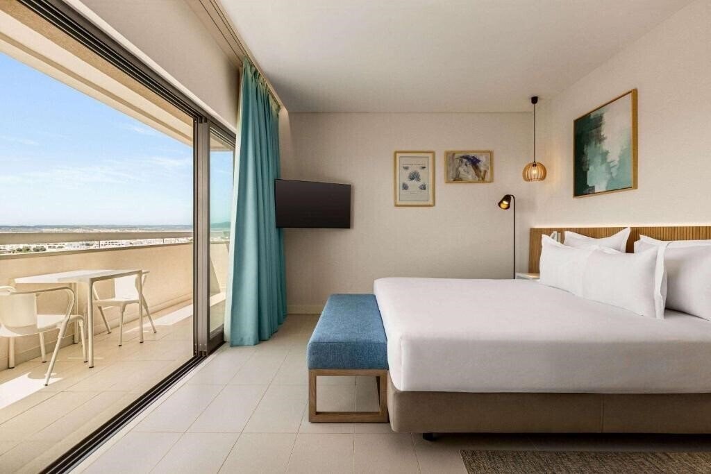 Фото Luna Alvor Bay 3*