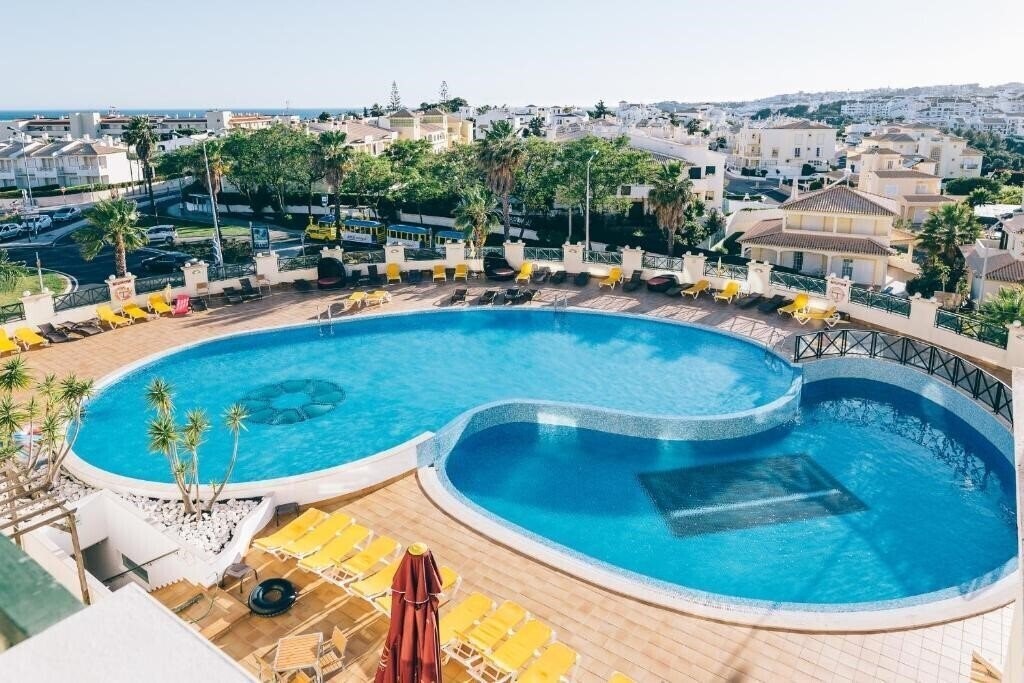 Готель Grand Muthu Forte do Vale 4*