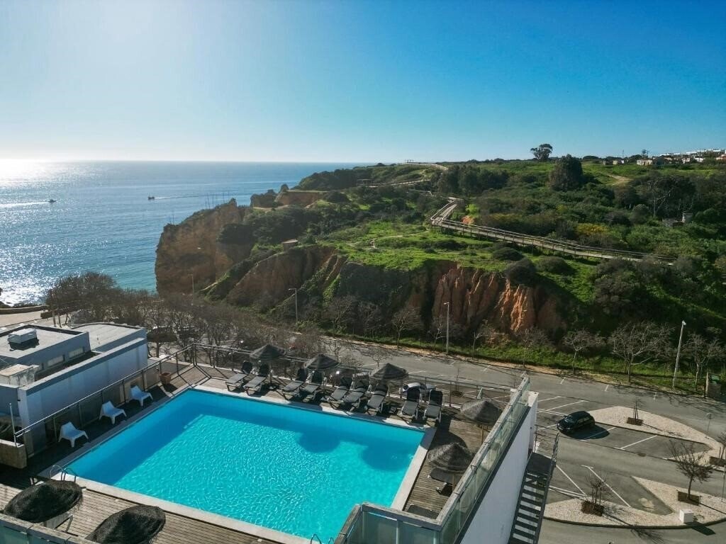 Hotel Carvi Beach 3*