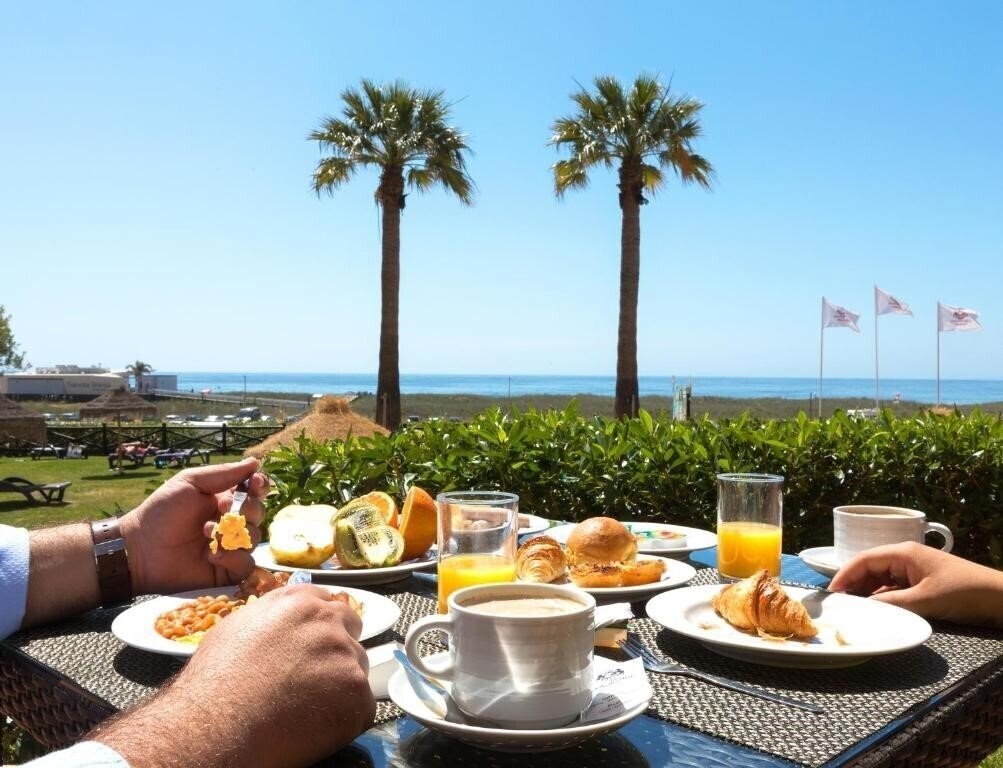 Картинка Dom Pedro Lagos 3*